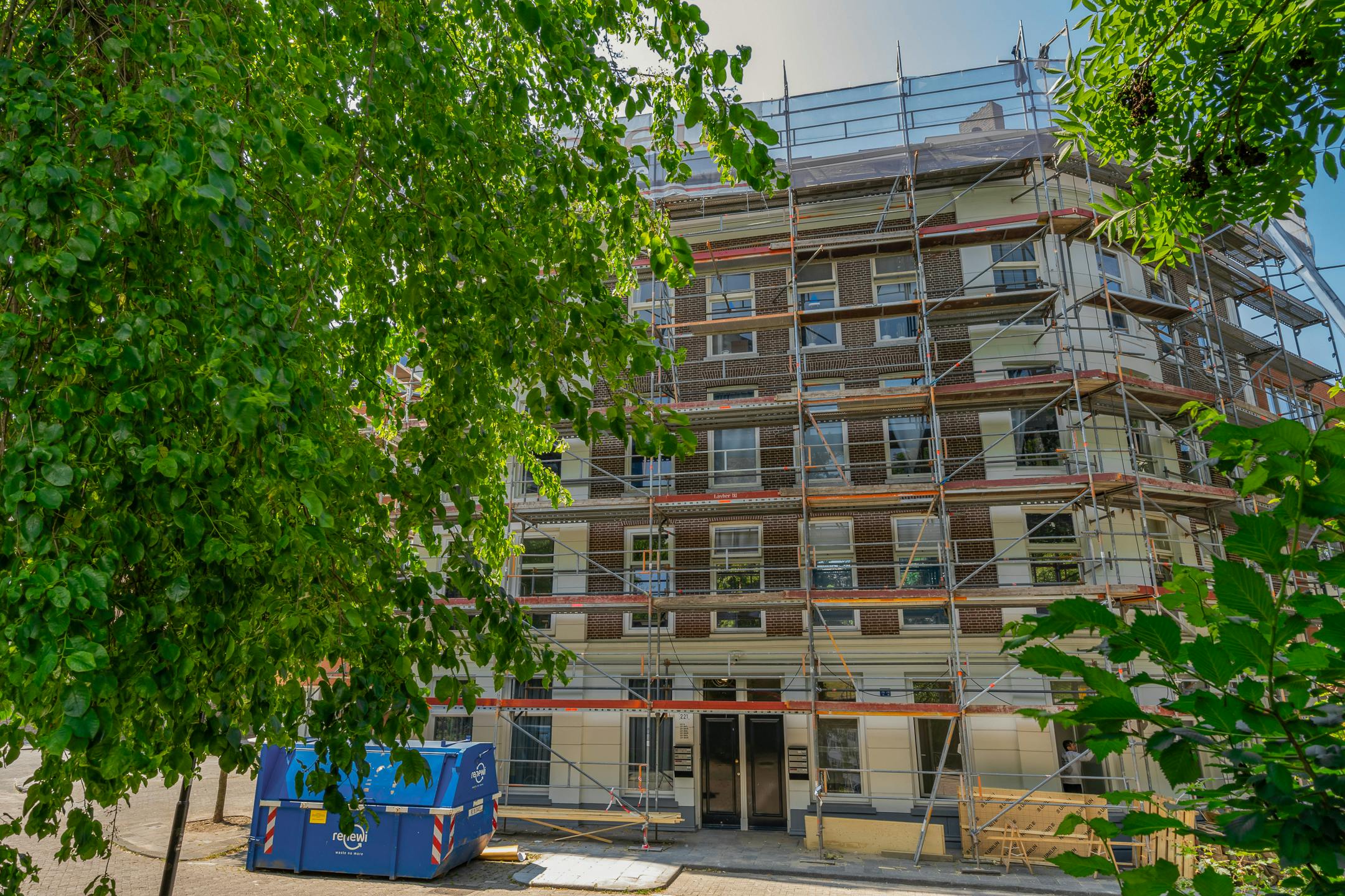 preview gallery tile