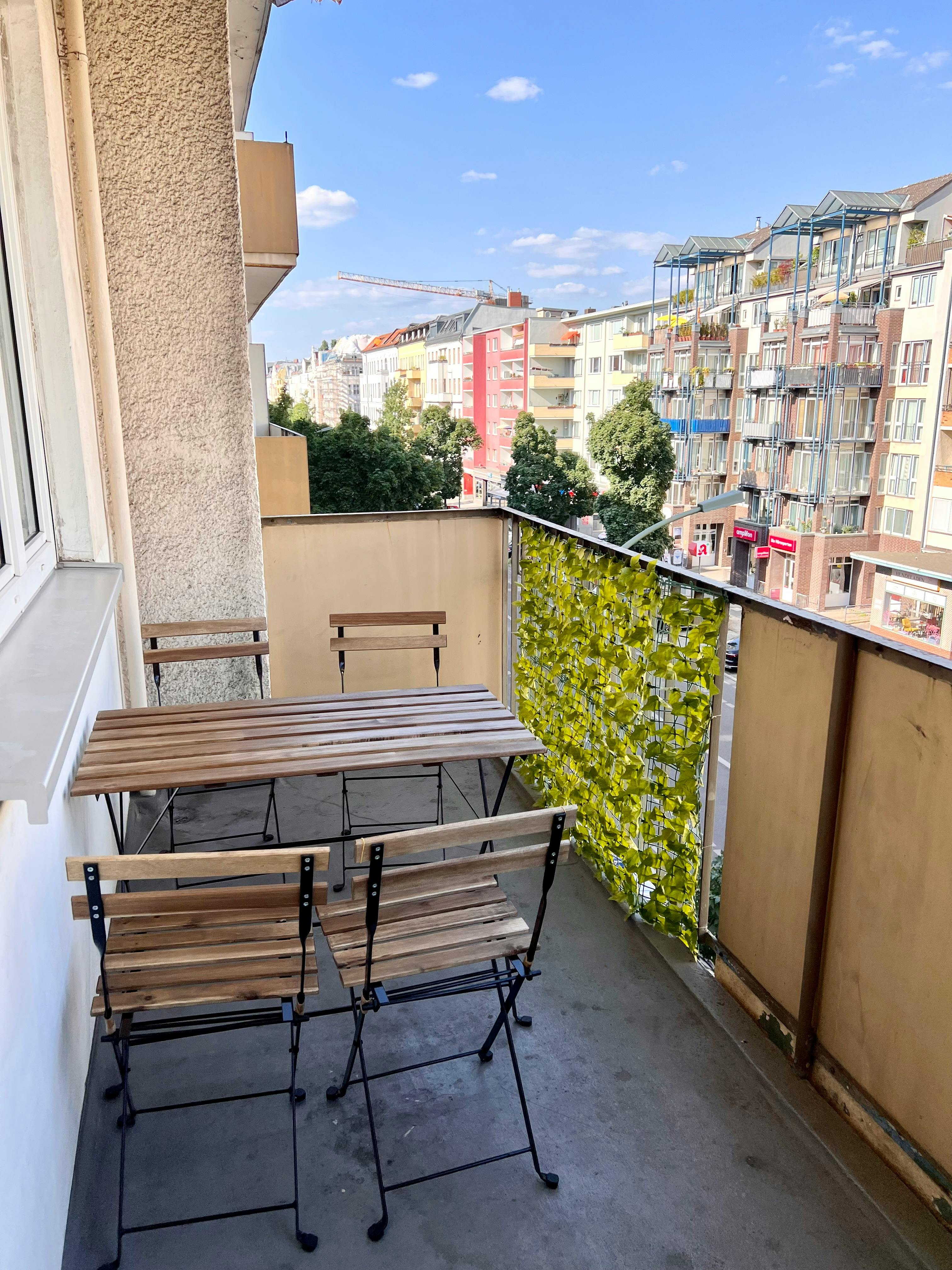 Uhlandstraße, Berlin preview
