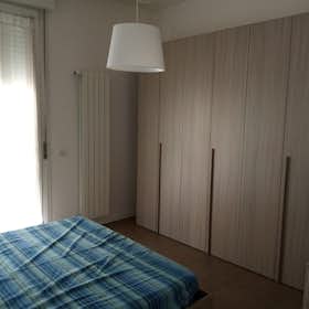 Apartment for rent for €1,000 per month in Florence, Via Luigi Caldieri