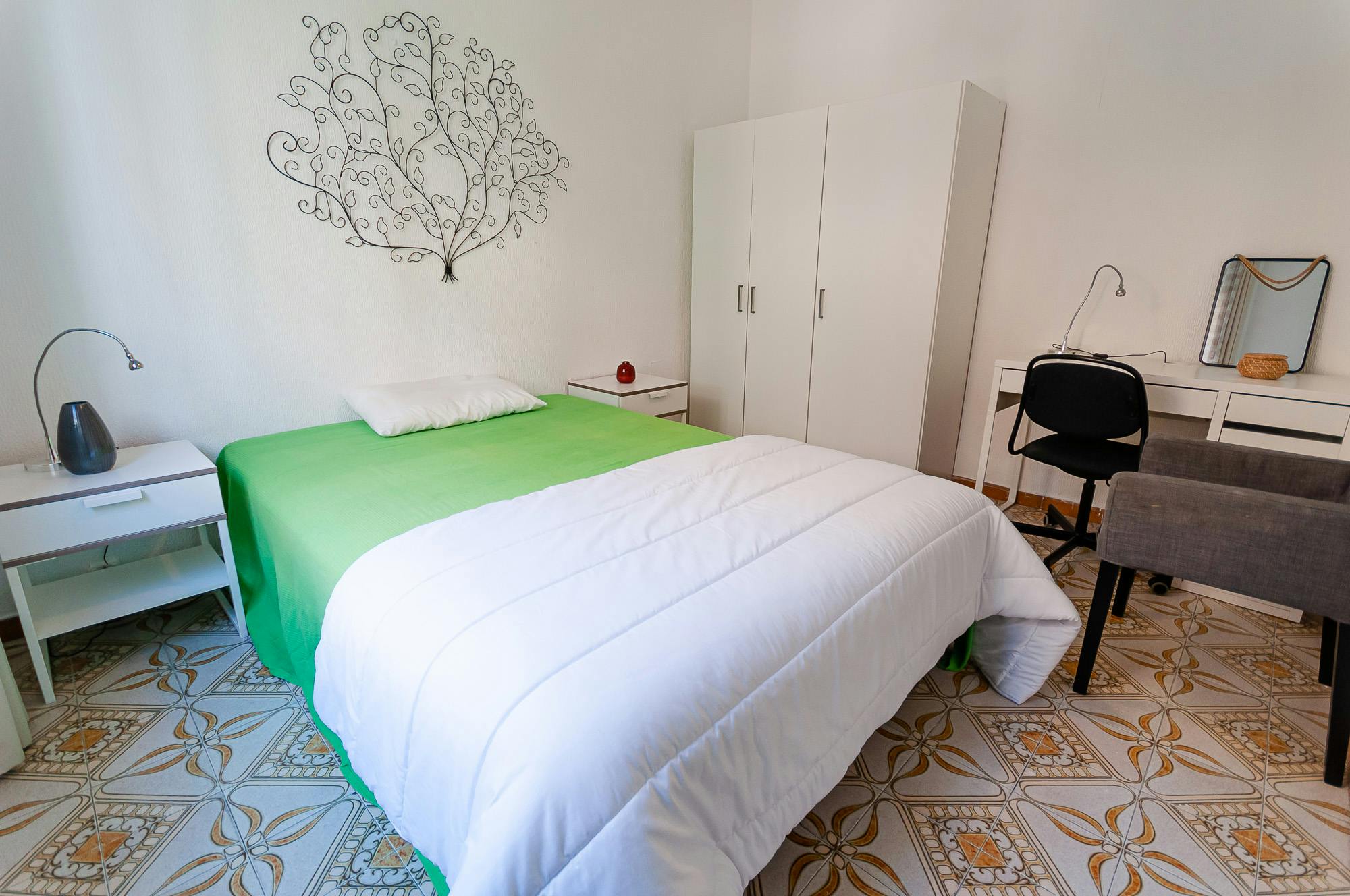 preview gallery tile