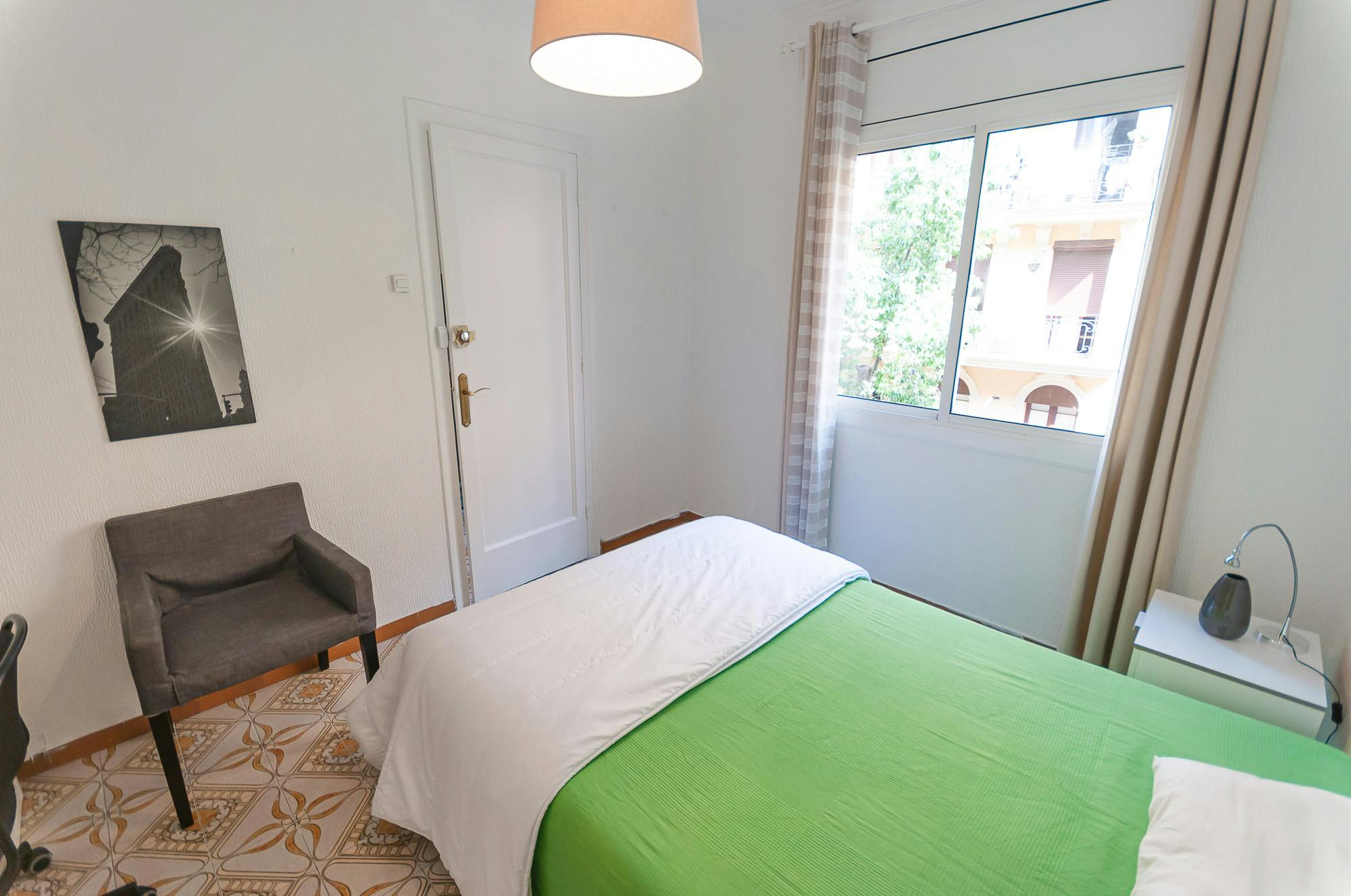 preview gallery tile