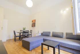 Apartment for rent for HUF 853,571 per month in Budapest, Rákóczi tér