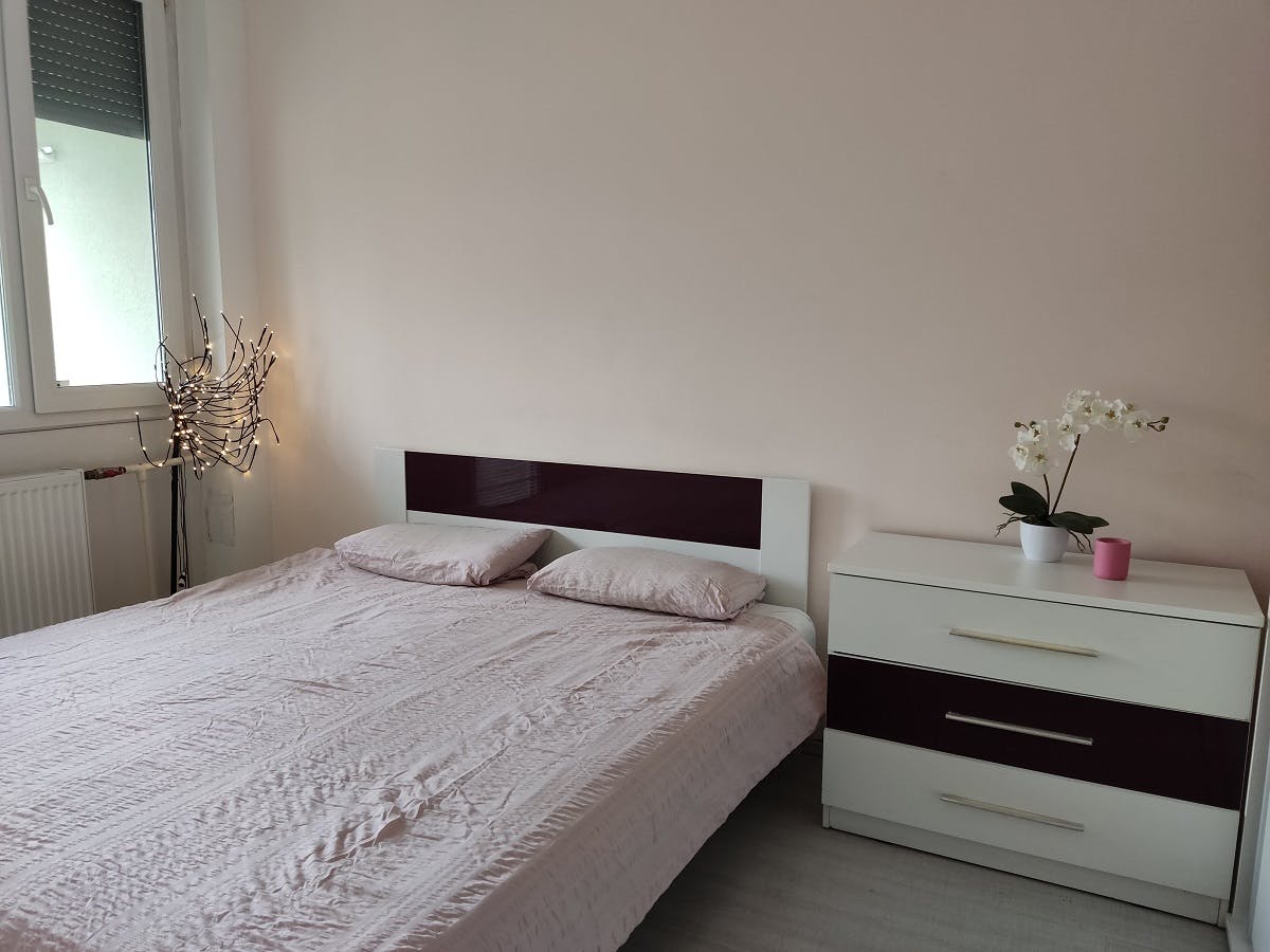 Apartment for rent for HUF 212,800 per month in Szeged, Nyitra utca