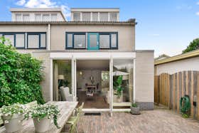 Дом сдается в аренду за 2 500 € в месяц в Amersfoort, Het Groene Schaap