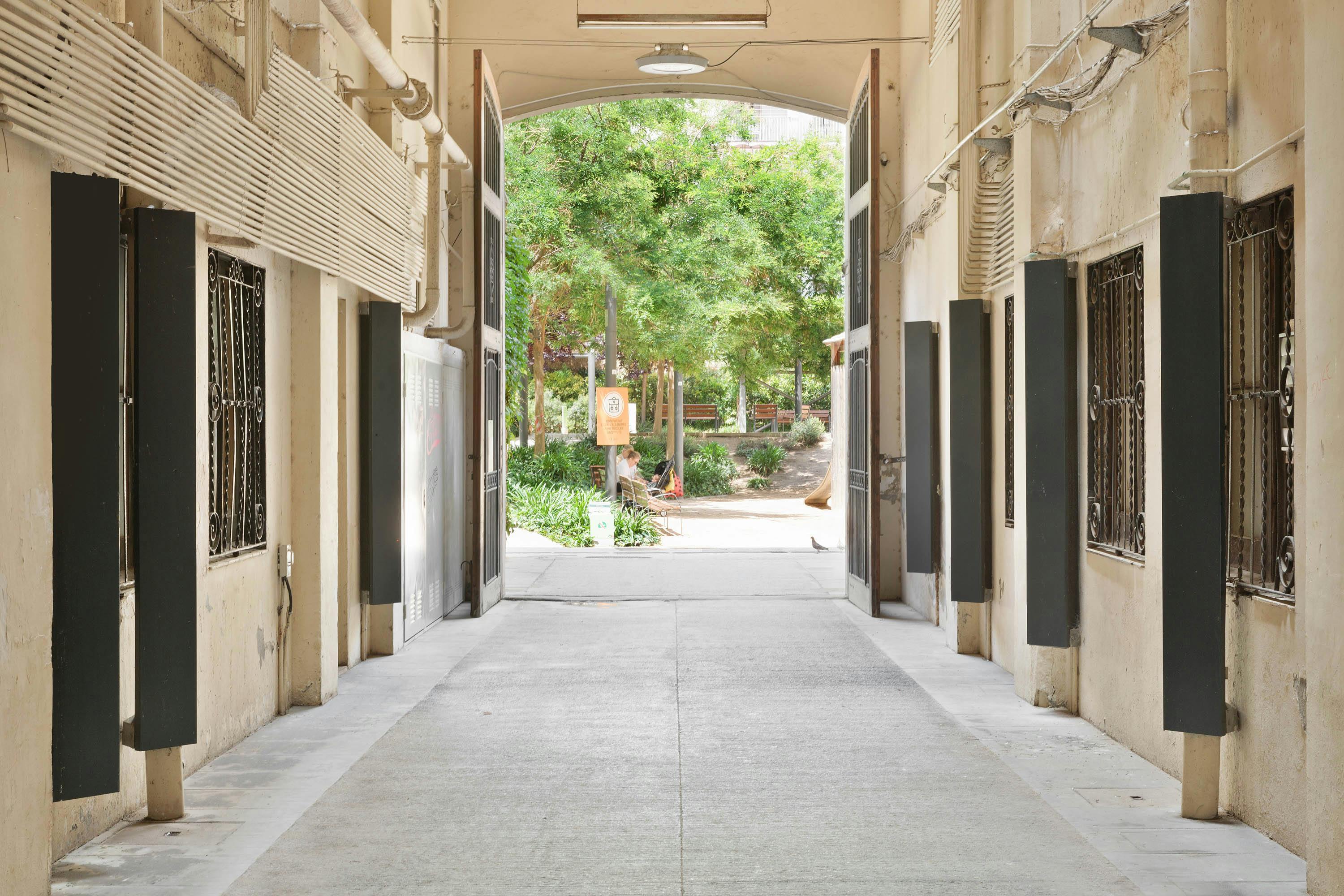 preview gallery tile