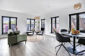 Apartment for rent for €1,695 per month in Baarn, Laandwarsstraat
