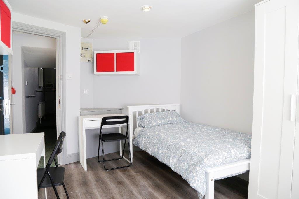 Shared room for rent for €780 per month in Dublin, Royal Canal Terrace