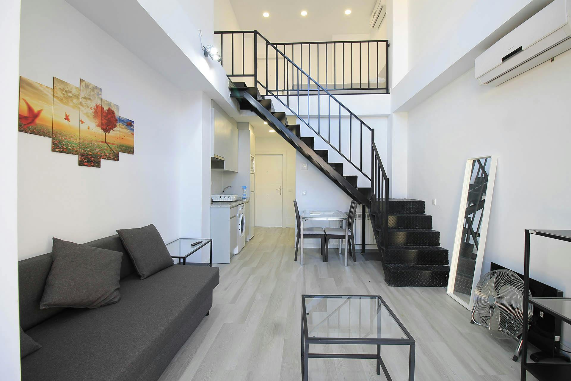 Calle de los Monederos, Madrid preview