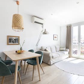 Apartment for rent for €1,400 per month in Barcelona, Carrer de l'Olivera