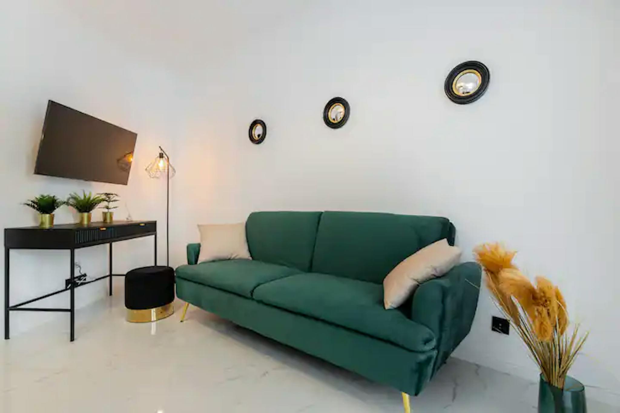 ulica Wiktoryn, Warsaw preview