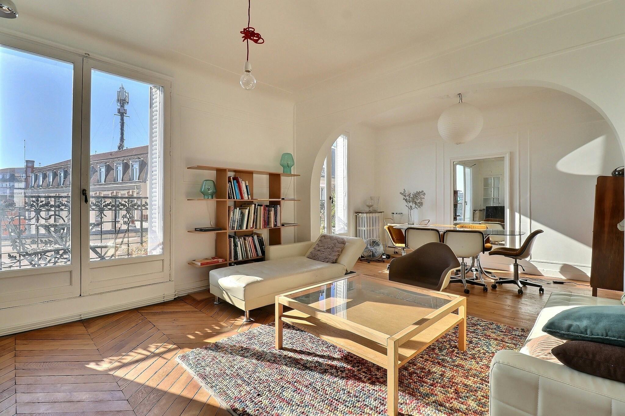 Apartment for rent for €2,420 per month in Saint-Mandé, Avenue du Général de Gaulle