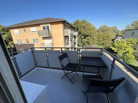Apartamento para alugar por € 1.595 por mês em Wiesbaden, Tiefenthaler Straße