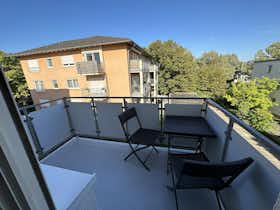 公寓 正在以 €1,595 的月租出租，其位于 Wiesbaden, Tiefenthaler Straße