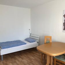 Wohnung for rent for 1.200 € per month in Hannover, Wismarer Straße