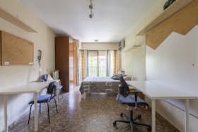 Private room for rent for €495 per month in Murcia, Calle Puerta Nueva