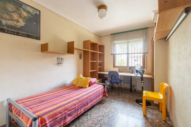 Private room in Calle Puerta Nueva, Murcia (1343816) room image 1