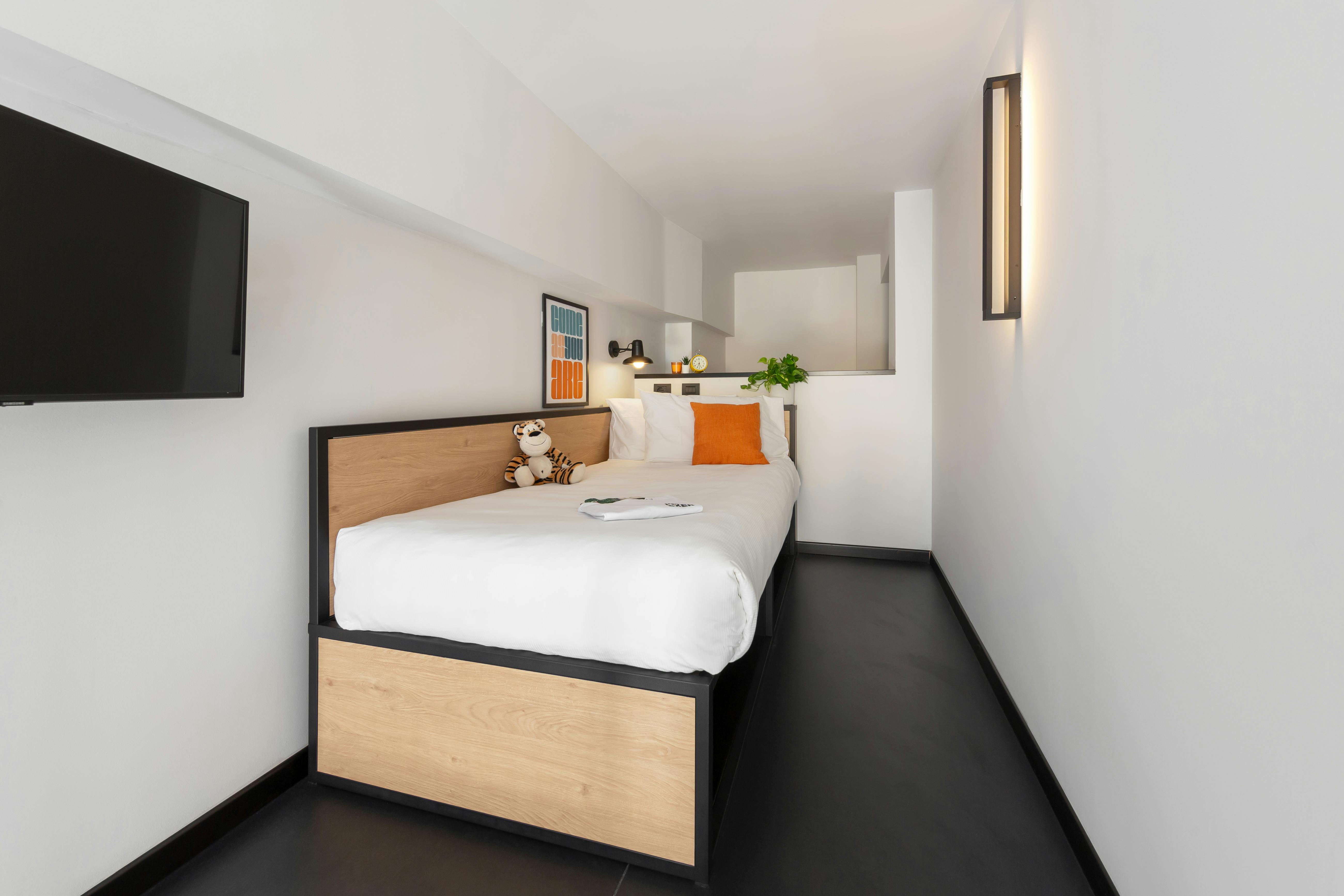 Chambre privée à louer pour 1 150 €/mois à Milan, Viale Giovanni Suzzani