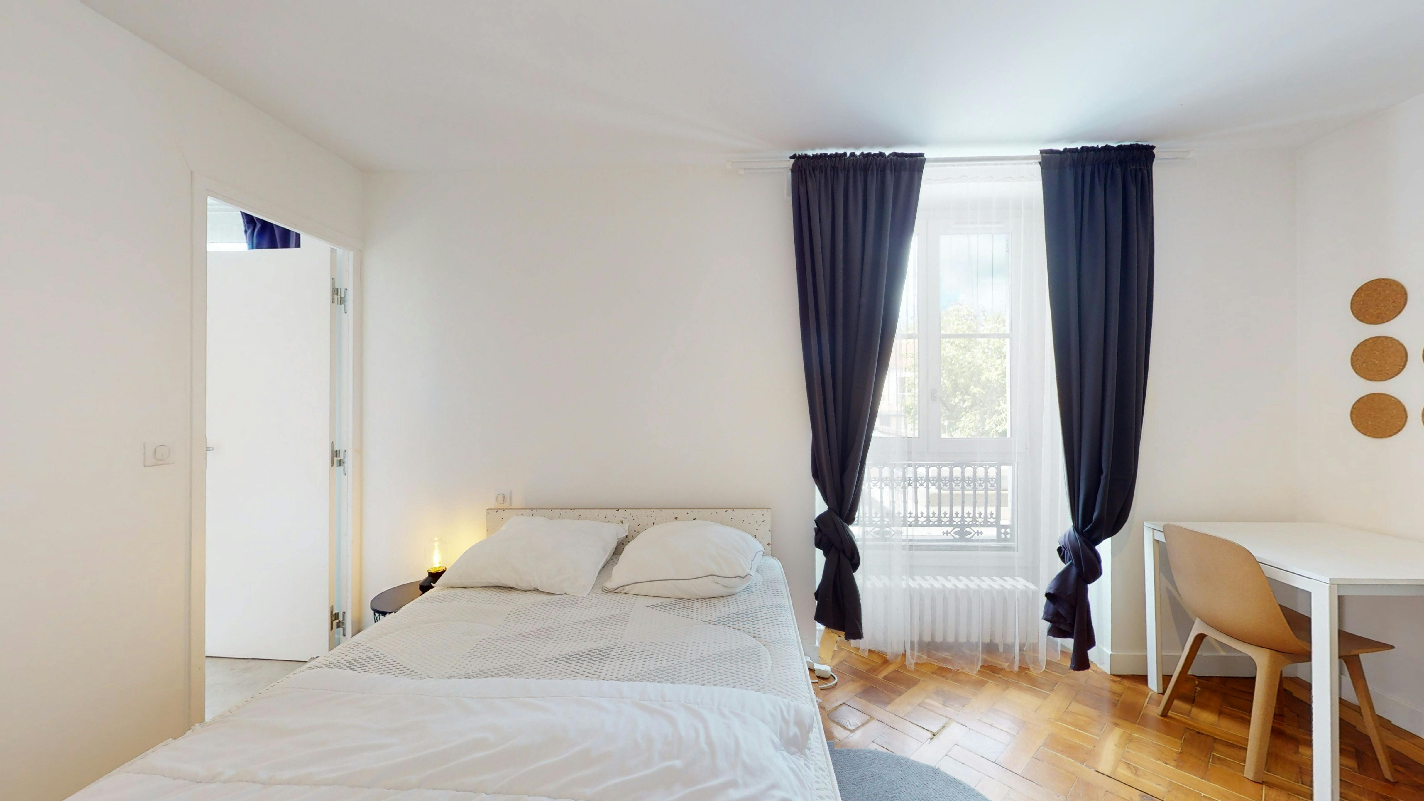 Apartment Fontainebleau, 450m² — photo 1113