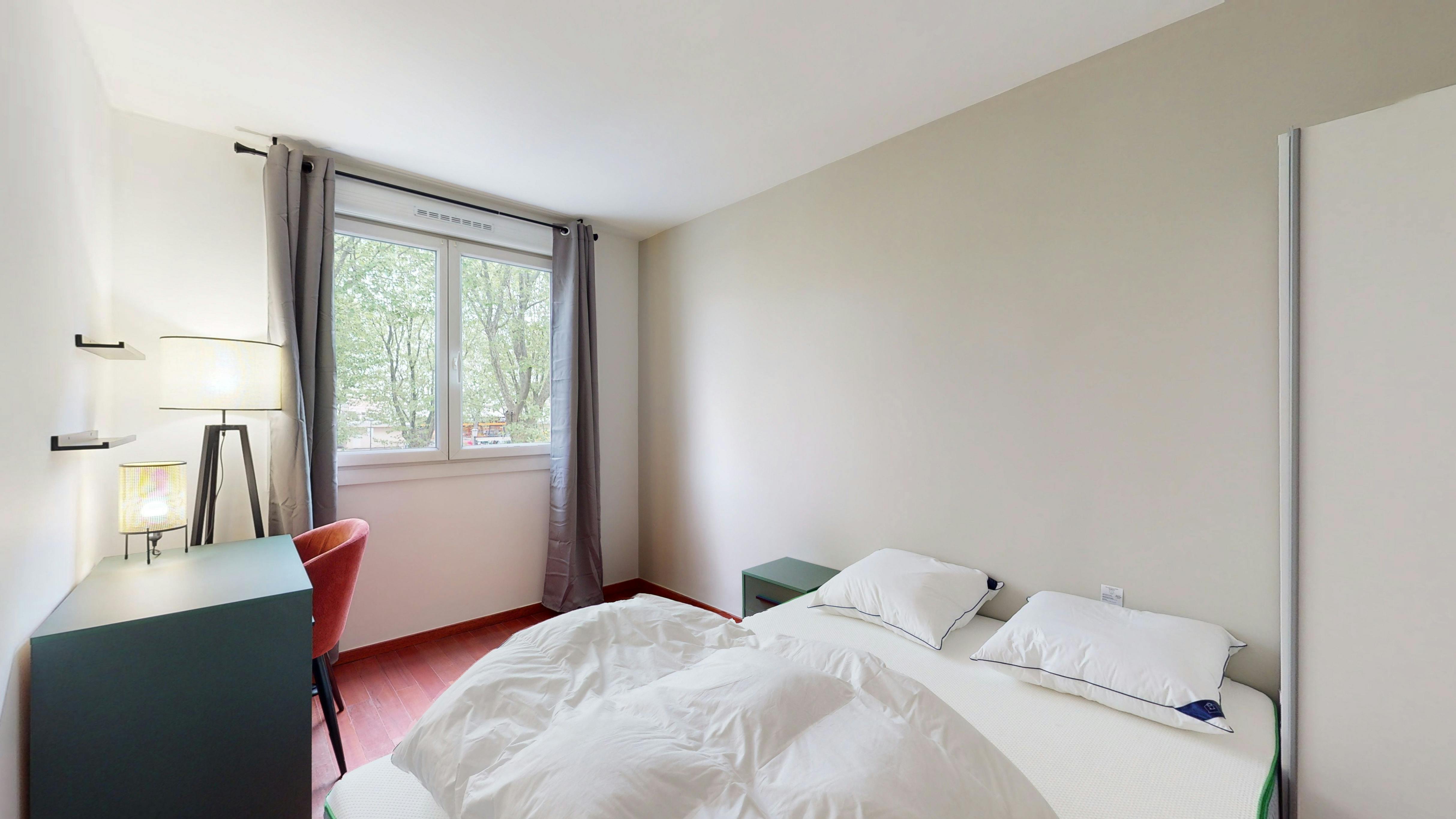 Single room Villejuif, 1 bed, 11m² — photo 31