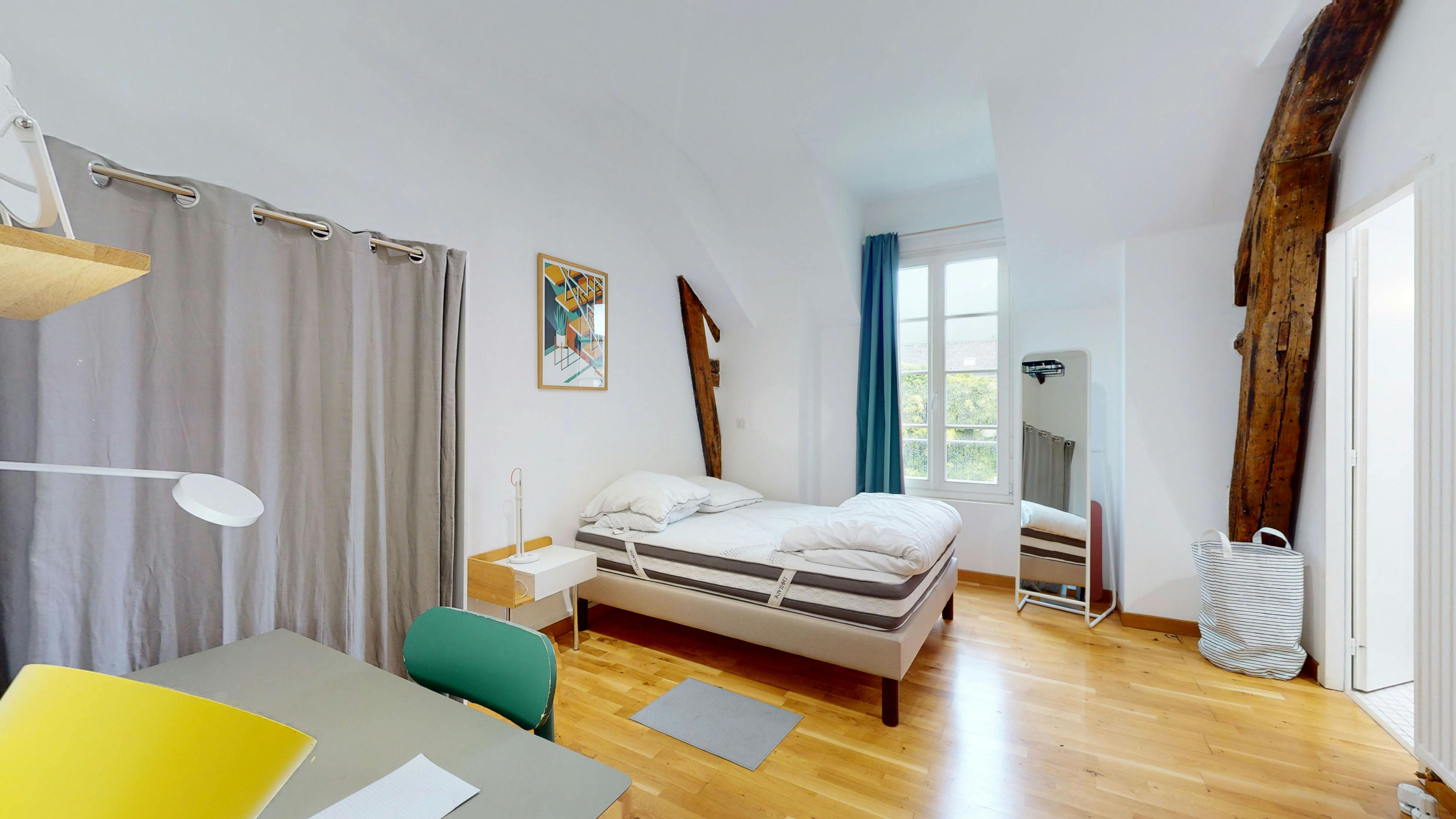 Apartment Fontainebleau, 420m² — photo 1060