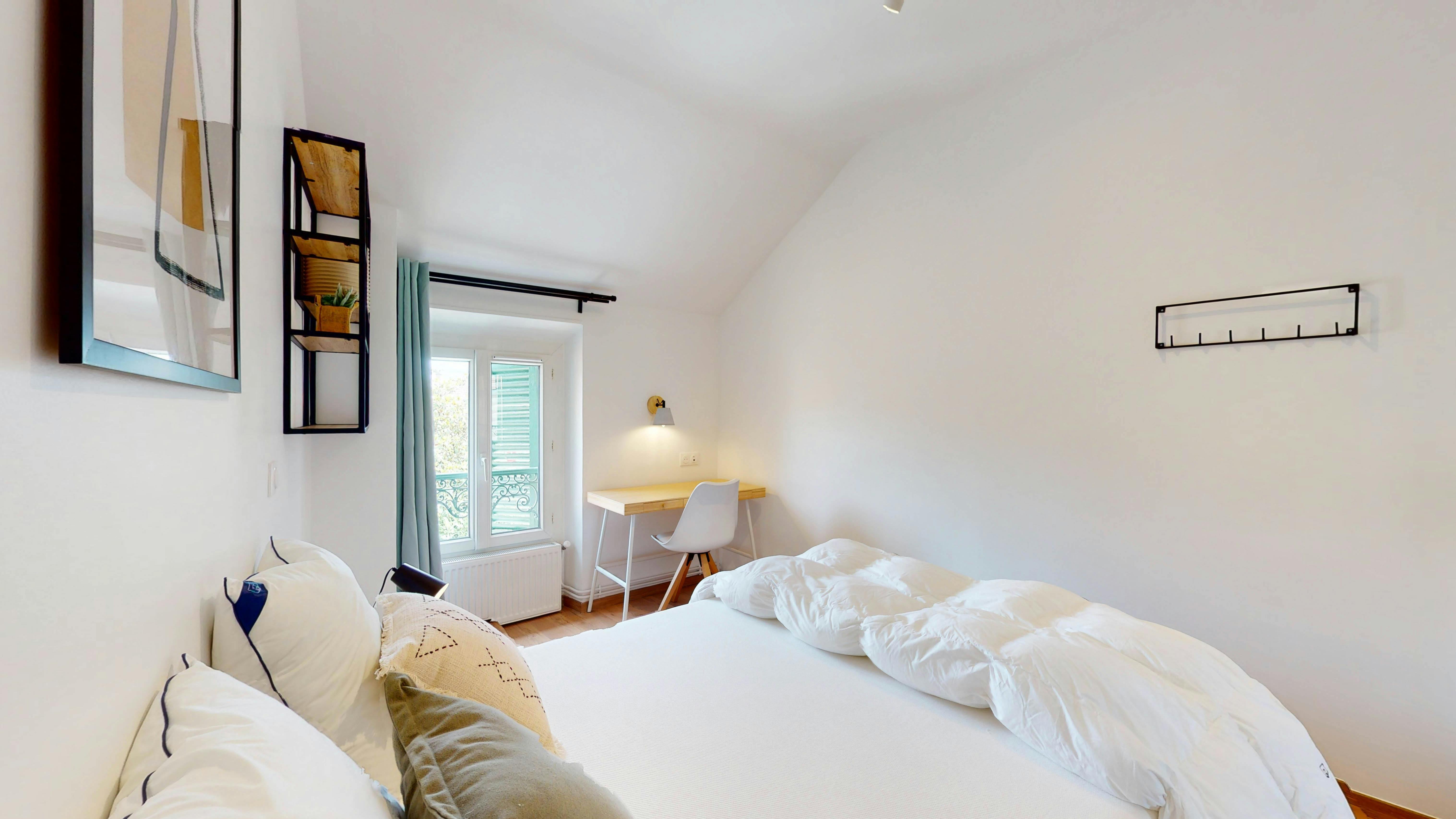 Single room Chatou, 1 bed, 11m² — photo 42