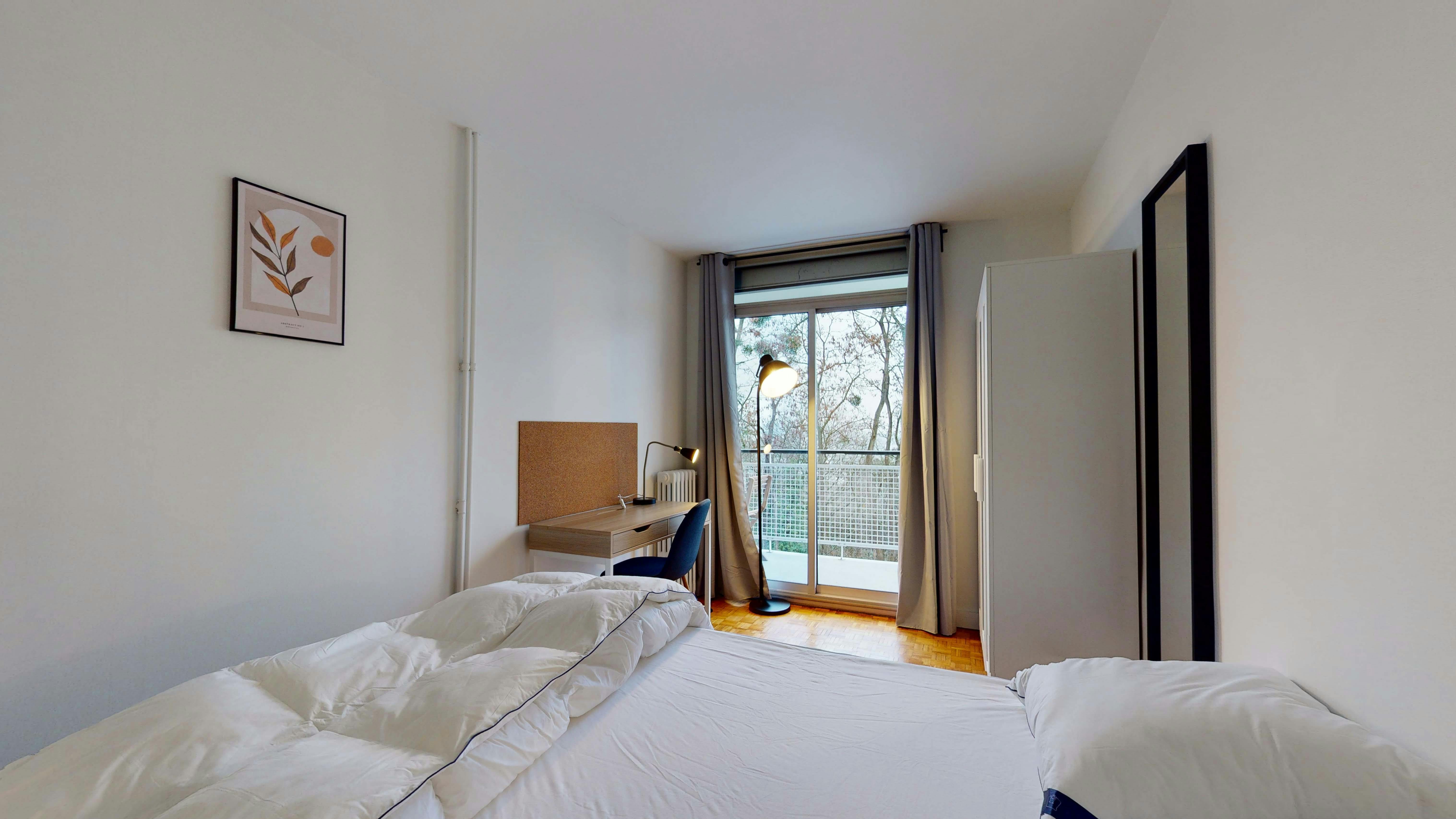 Private room in Parc d'Ardenay, Palaiseau (1344634) room image 9