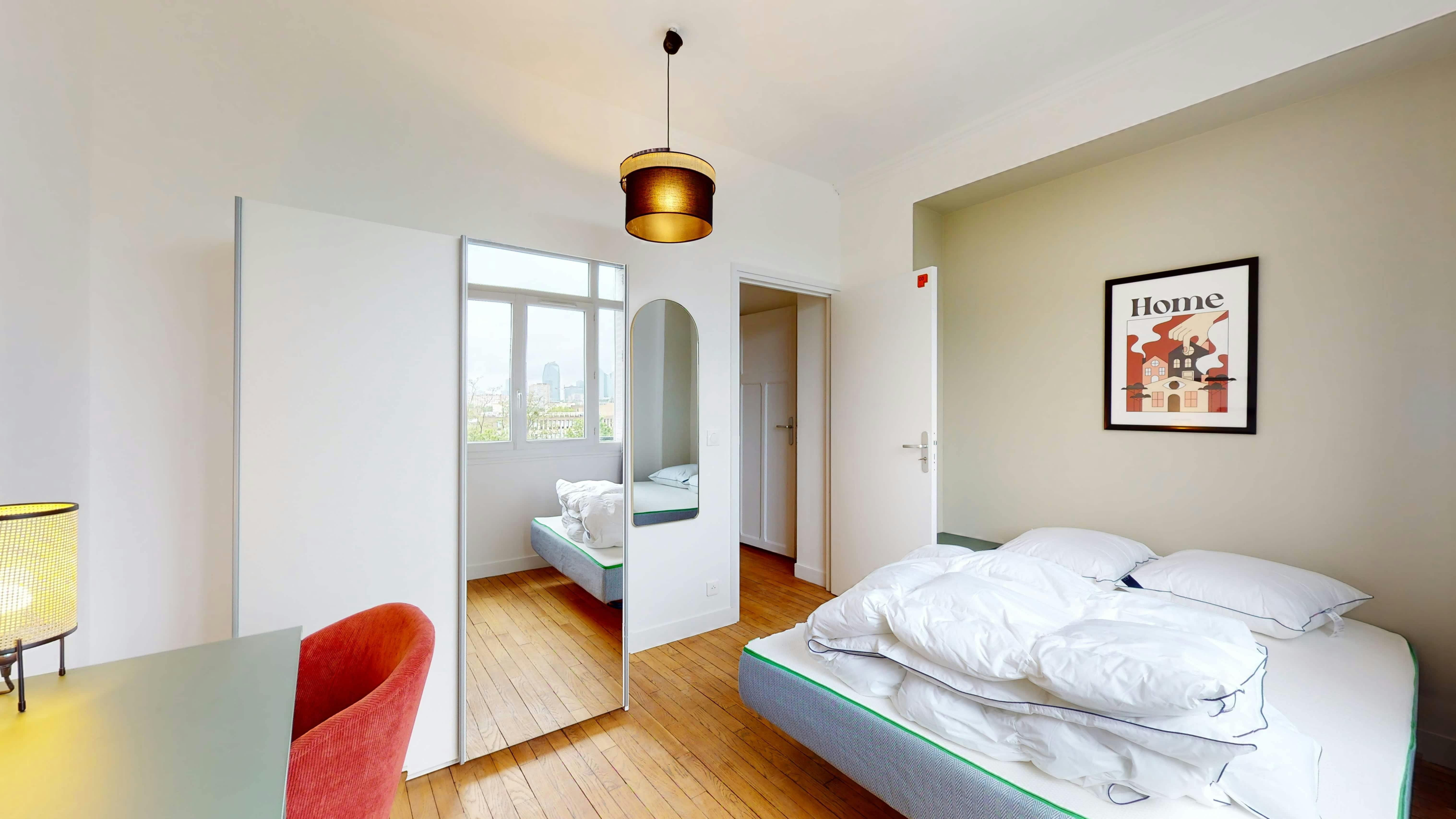 Apartment Nanterre, 1 bed, 10m² — photo 2