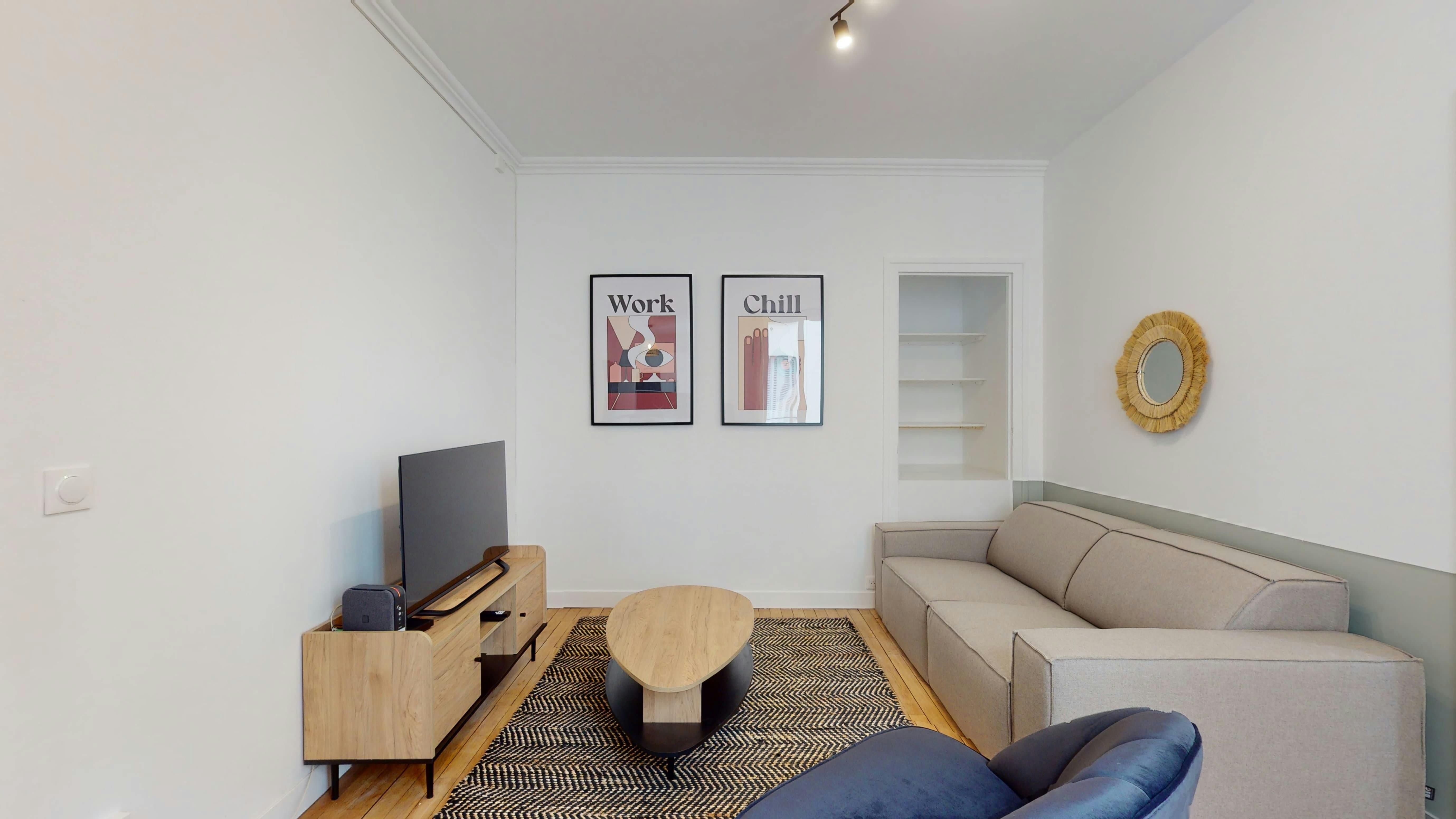 Apartment Nanterre, 1 bed, 10m² — photo 46