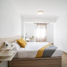 Private room for rent for €530 per month in Valencia, Avinguda del Primat Reig