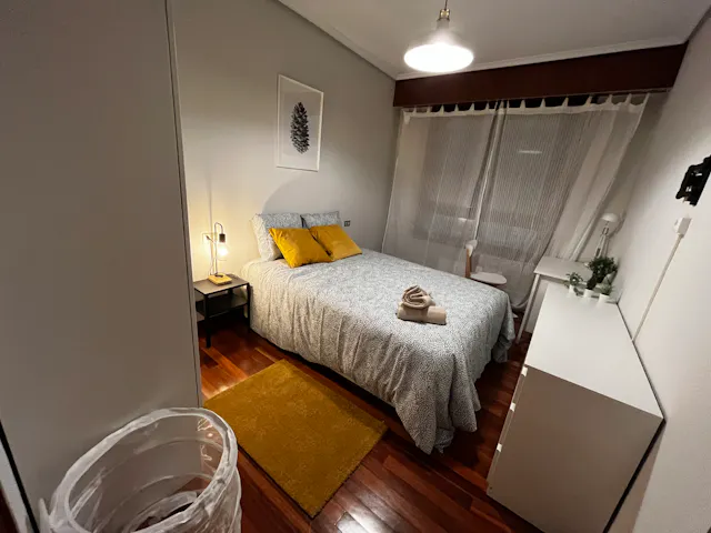 Private room in Sarrikoalde plaza, Bilbao (1345171) room image 1