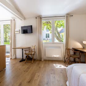 Apartment for rent for €1,117 per month in Villejuif, Avenue de Paris