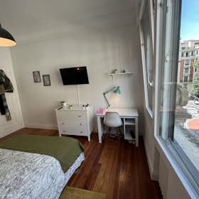Cameră comună de închiriat pentru 550 EUR pe lună în Bilbao, Maximo Agirre kalea