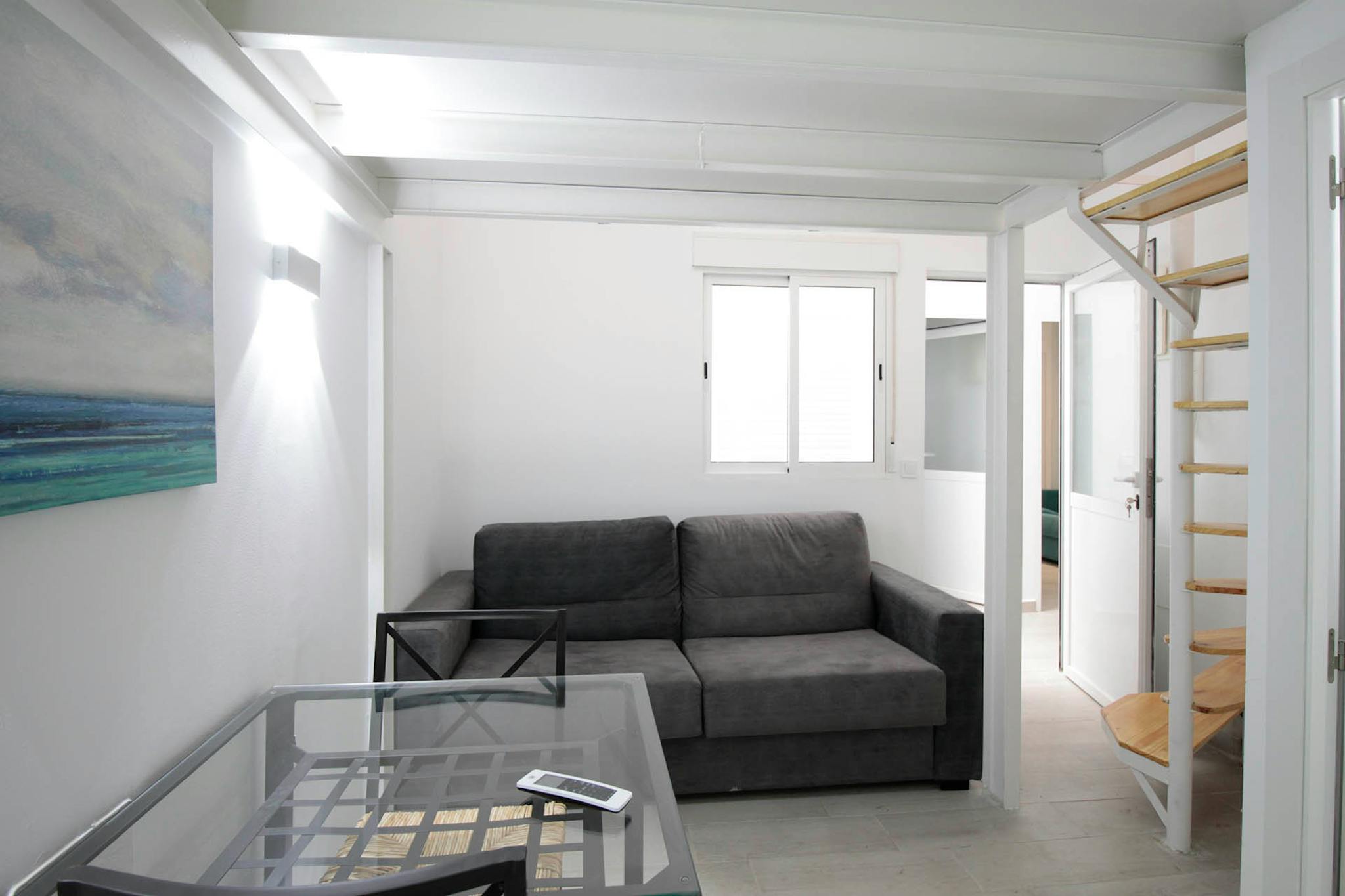 Calle de Rodrigo Uhagón, Madrid preview