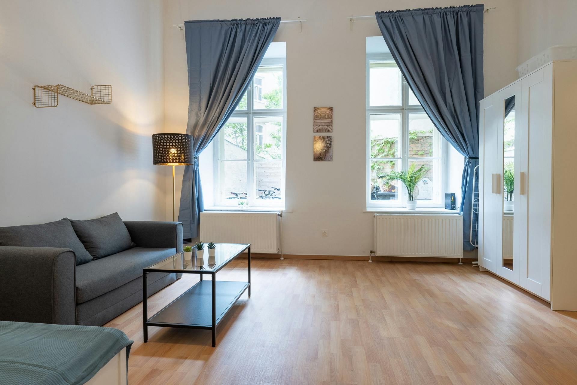 preview gallery tile