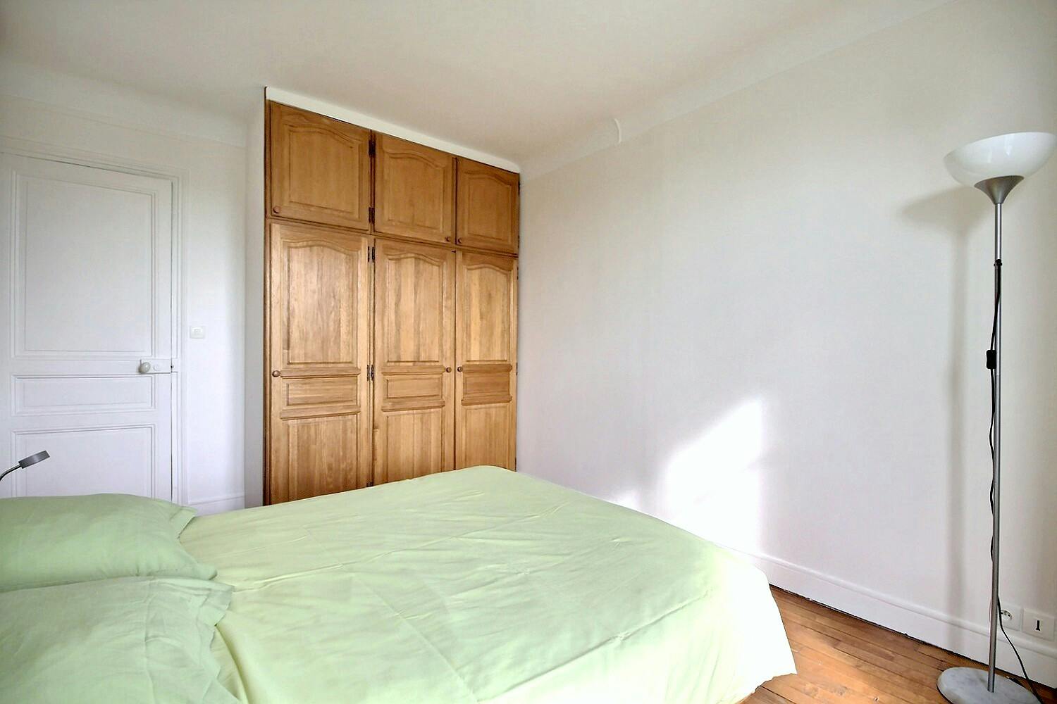 1-Bedroom Apartment in Rue Lacretelle, Paris (1346158) room image 10