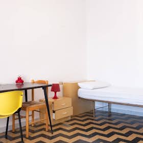 Private room for rent for €700 per month in Rome, Via Alfonso Borelli