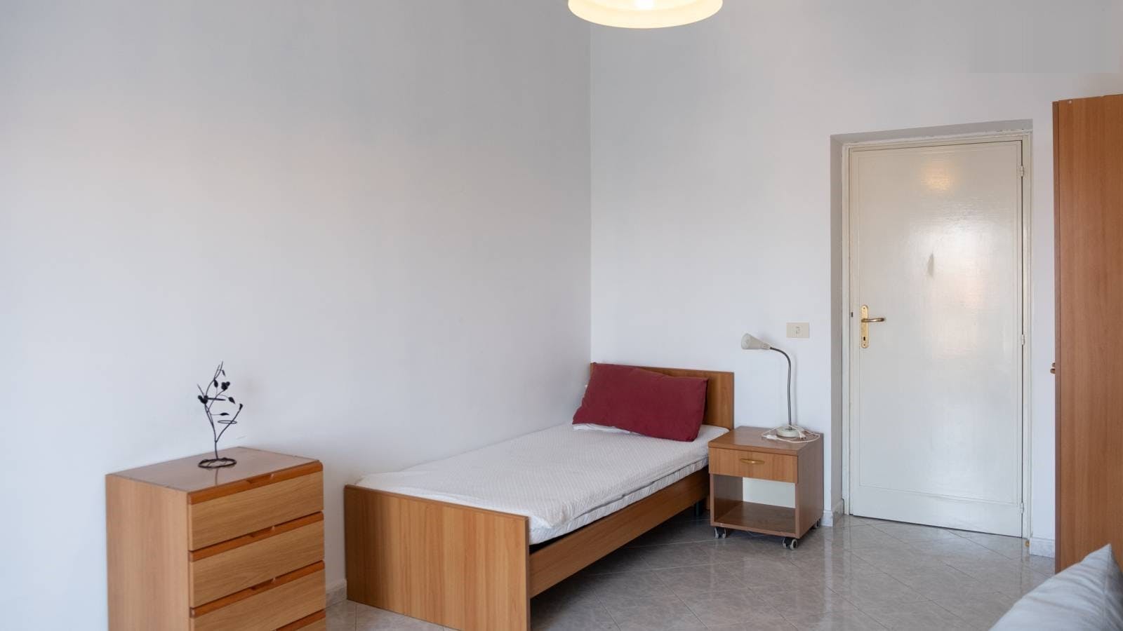 Private room in Via Alfonso Borelli, Rome (1346286) room image 1