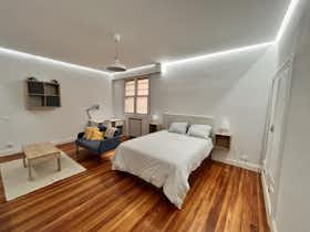 Cameră comună de închiriat pentru 650 EUR pe lună în Bilbao, Maximo Agirre kalea