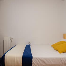 Private room for rent for €540 per month in Valencia, Carrer de les Blanqueries