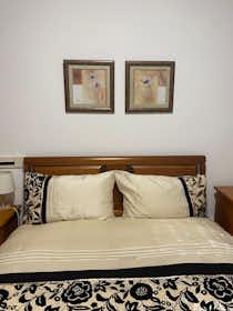 Private room for rent for €450 per month in Sintra, Rua Mário Sá Carneiro