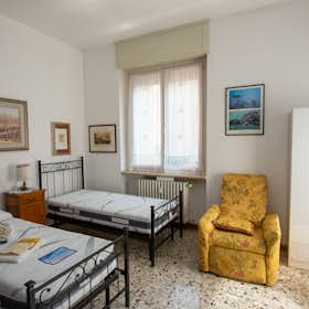 Habitación privada en alquiler por 650 € al mes en Verona, Via Tonale