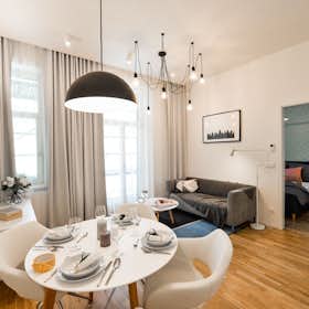 Apartment for rent for CZK 33,956 per month in Prague, Dalimilova