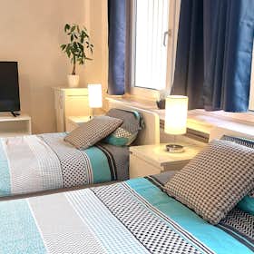 WG-Zimmer for rent for 799 € per month in Hürth, Sudetenstraße