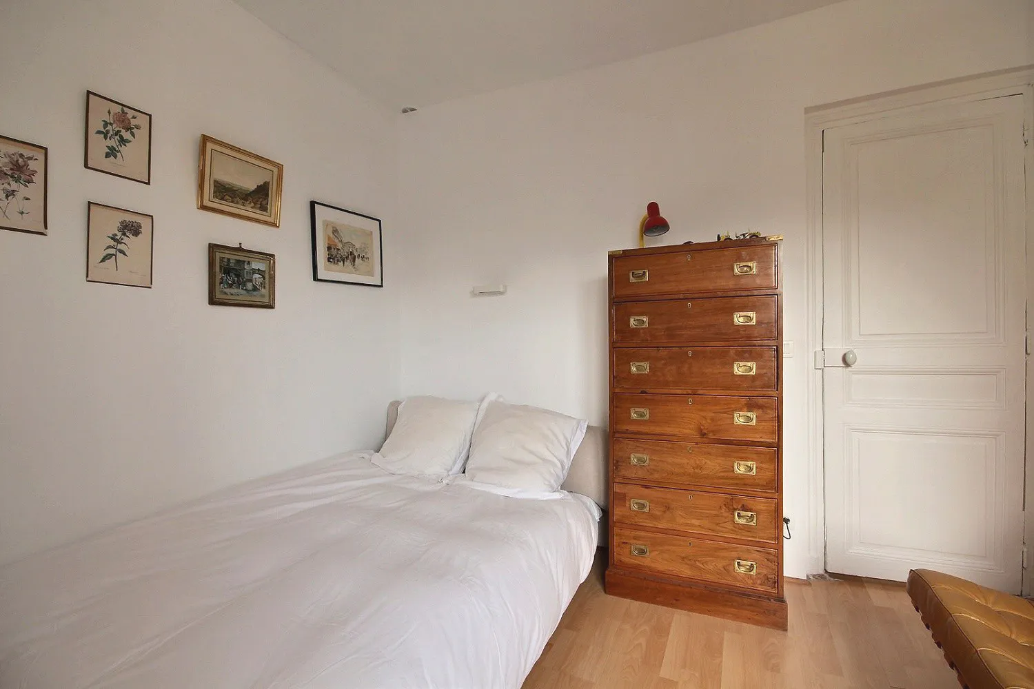 1-Bedroom Apartment in Rue du Bourg Tibourg, Paris (1347790) ROOM 1