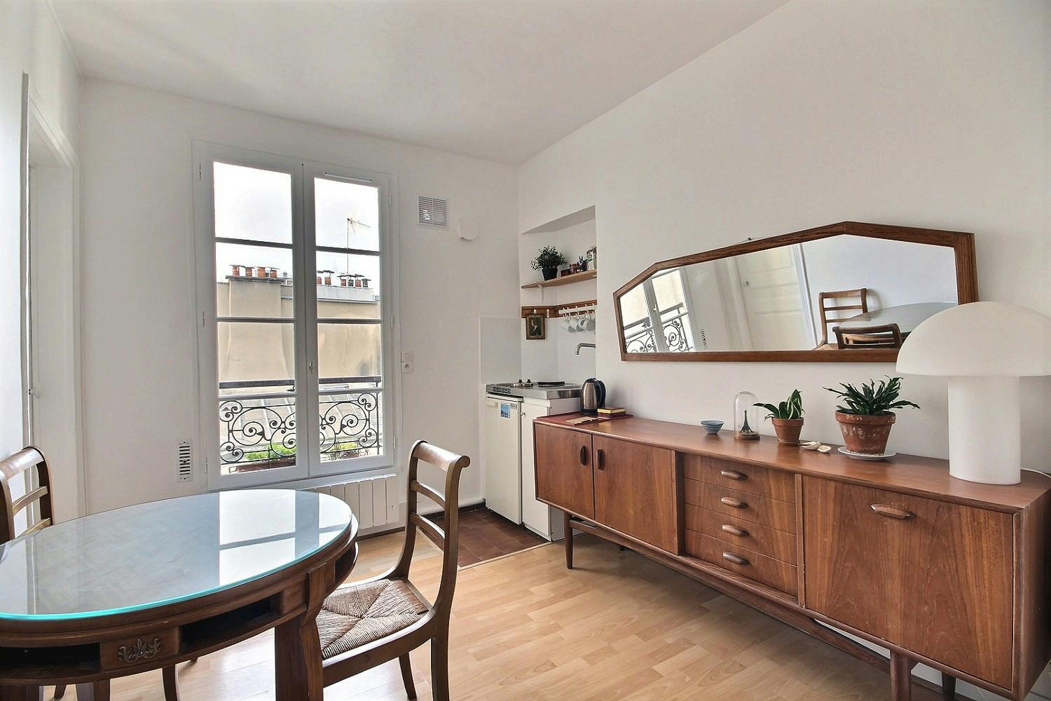 Mieszkanie do wynajęcia za 1605 € miesięcznie w mieście Paris, Rue du Bourg Tibourg