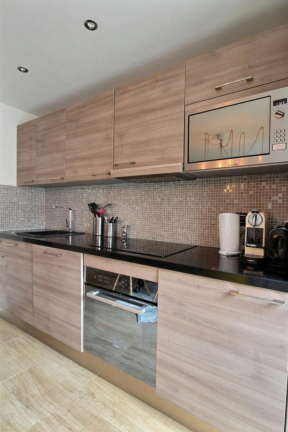 Apartment for rent for €2,544 per month in Paris, Rue de Charonne