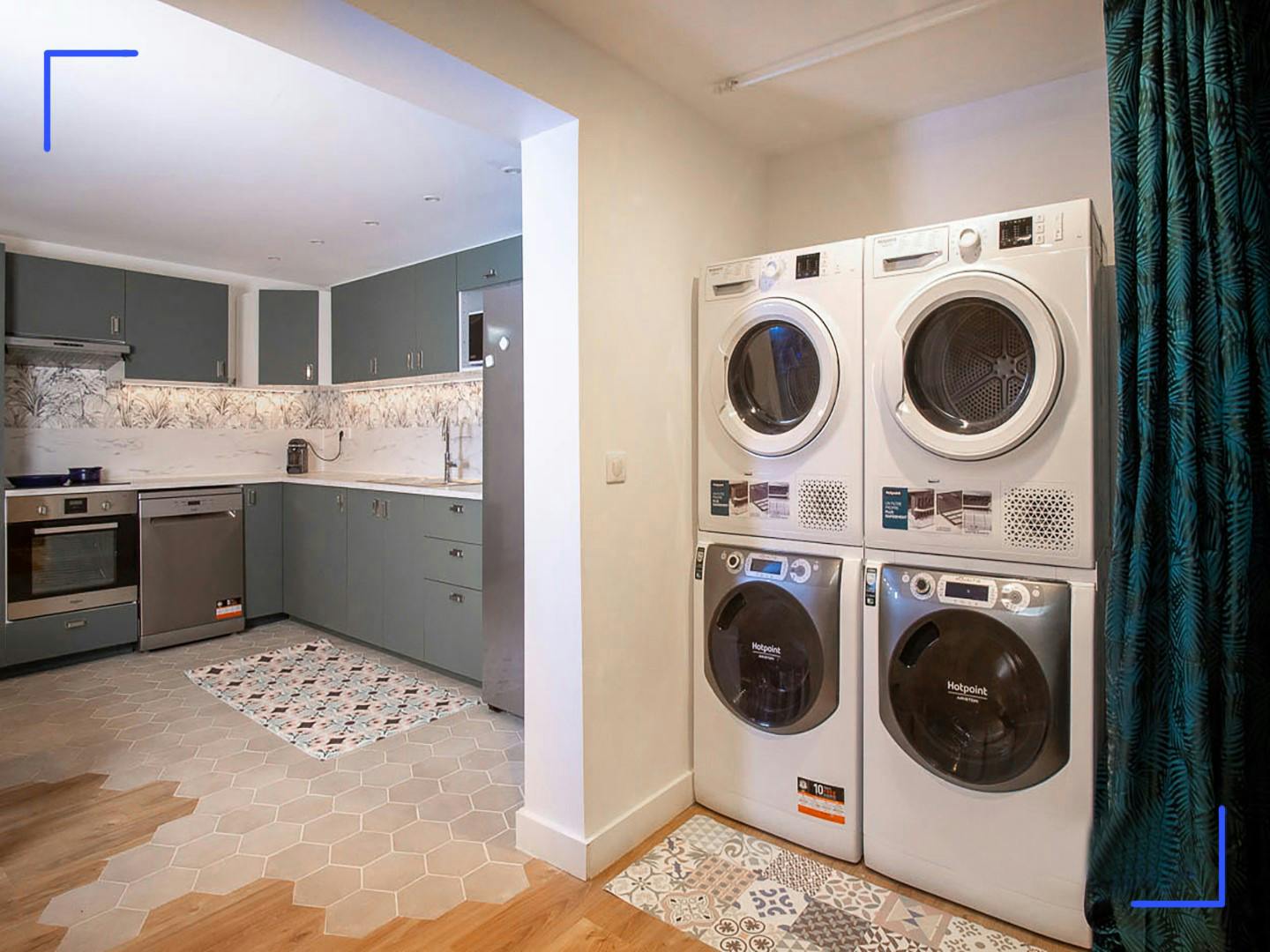 preview gallery tile