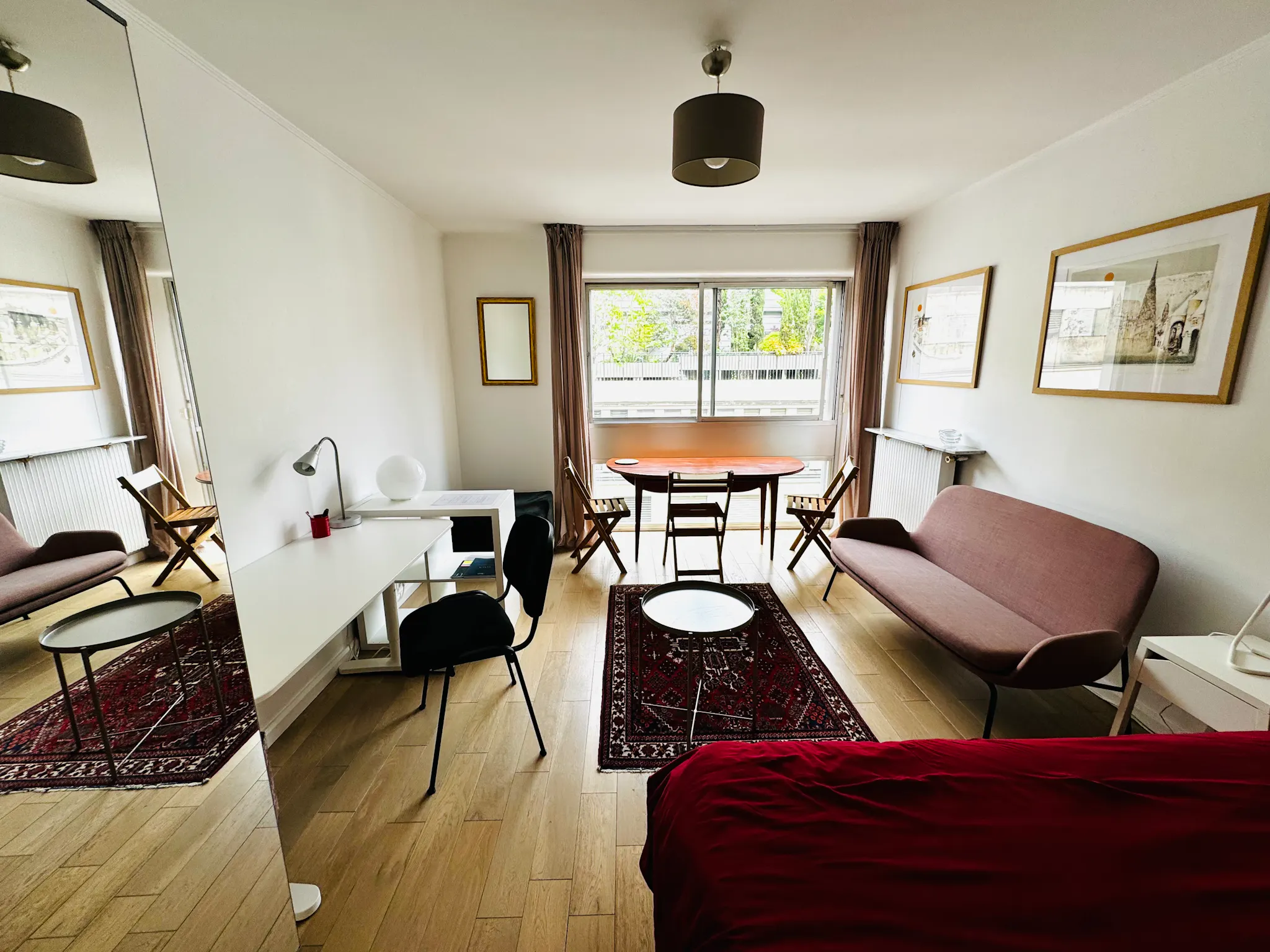 Rue Vaneau, Paris preview