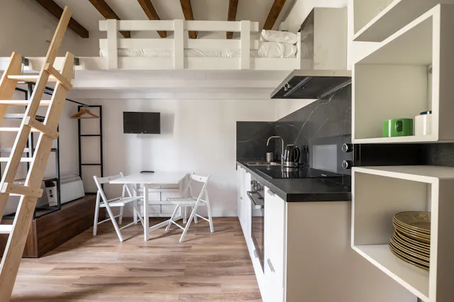 1-Bedroom Apartment in Viale Bligny, Milan (1348334) room image 1