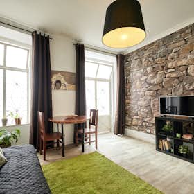 Apartment for rent for €1,450 per month in Lisbon, Rua do Passadiço